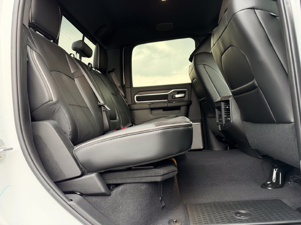 New 2027 RAM 2500 Laramie AWD/4WD image 14