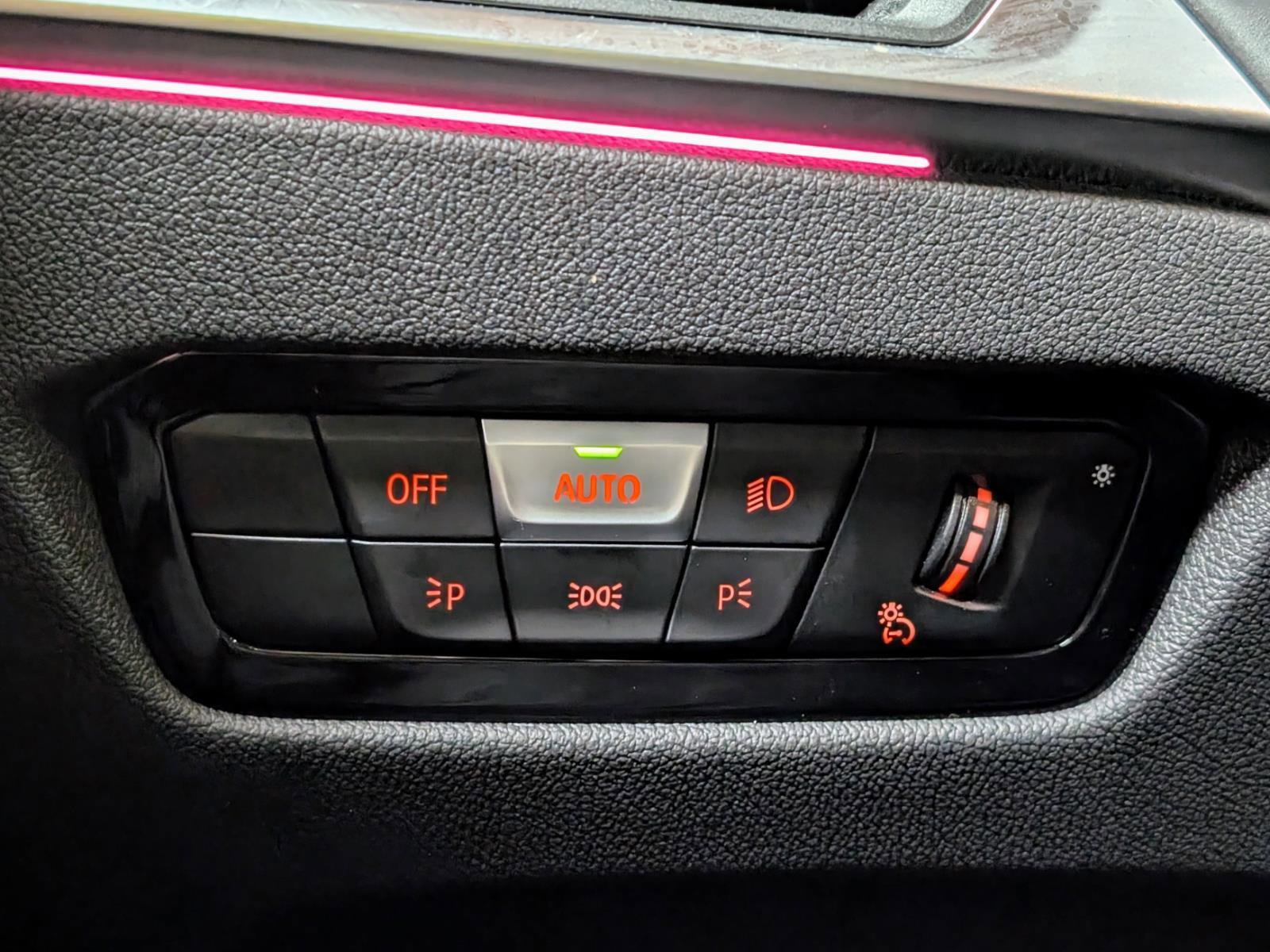 Used 2024 BMW i4 eDrive40 image 32