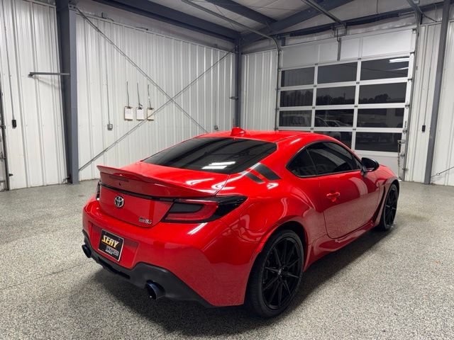 Used 2023 Toyota GR86 Premium RWD image 19