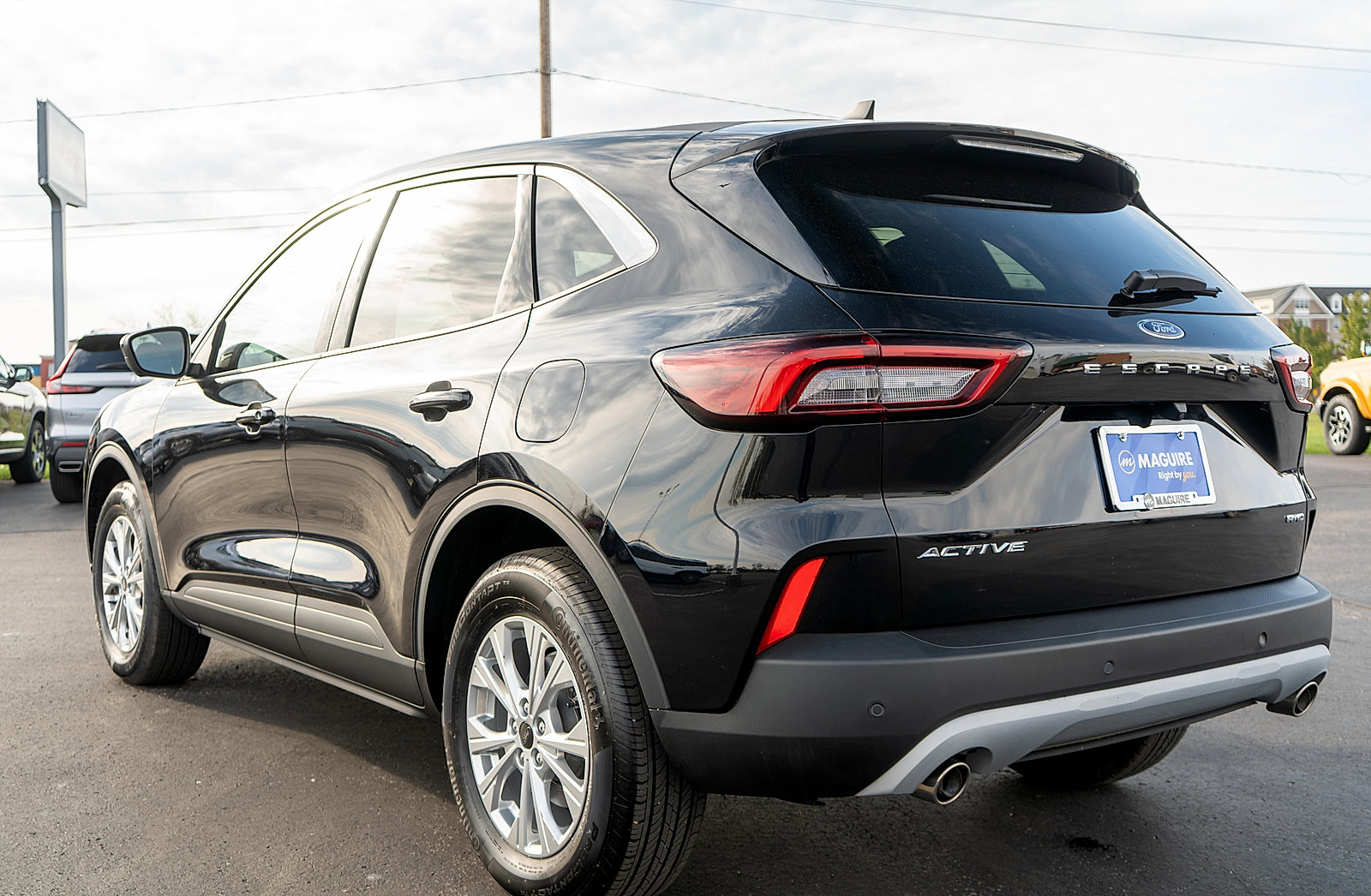 Used 2023 Ford Escape Active w/ Tech Pack #2 AWD/4WD image 8
