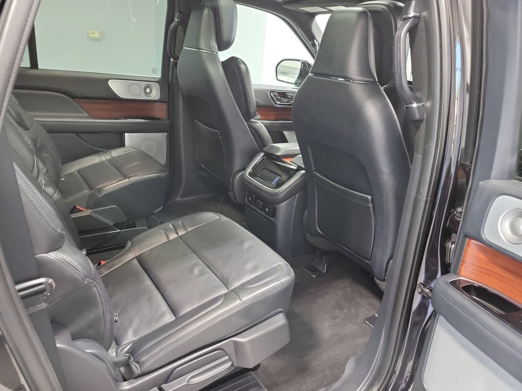 Used 2024 Lincoln Navigator L Reserve AWD/4WD image 20