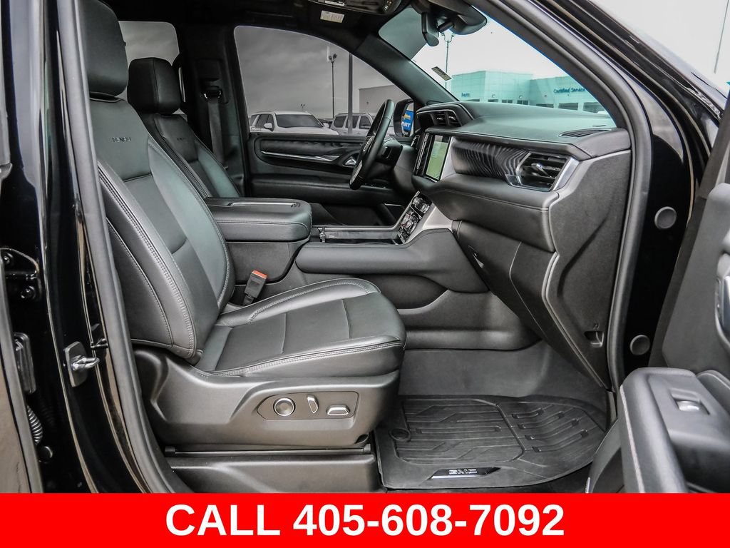 Used 2023 GMC Yukon Denali w/ LPO, Floor Liner Package AWD/4WD image 24