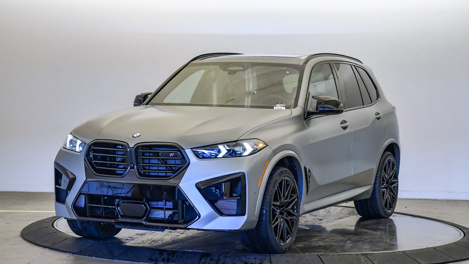 New 2026 BMW X5 M Competition w/ Executive Package