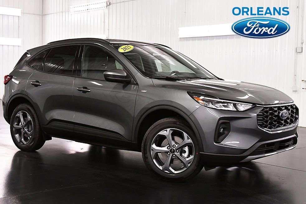New 2025 Ford Escape ST-Line Elite w/ Tech Pack #1