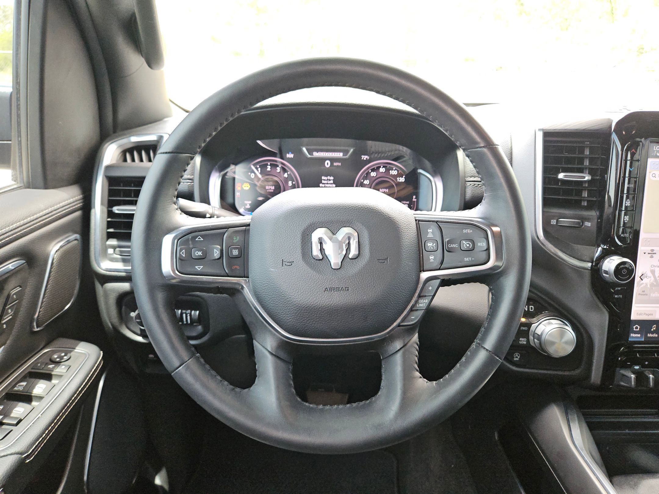 Used 2024 RAM 1500 Laramie AWD/4WD image 20