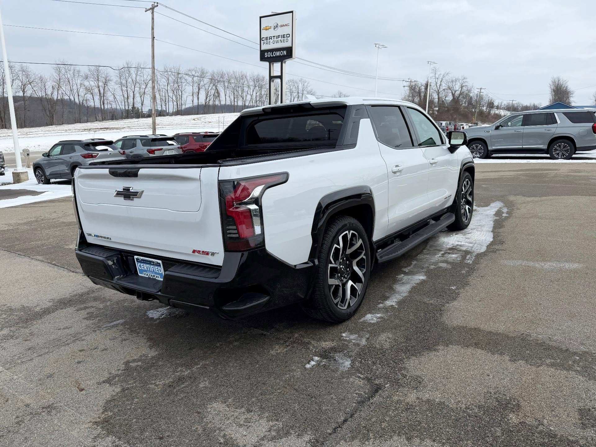 Certified 2024 Chevrolet Silverado EV RST image 10
