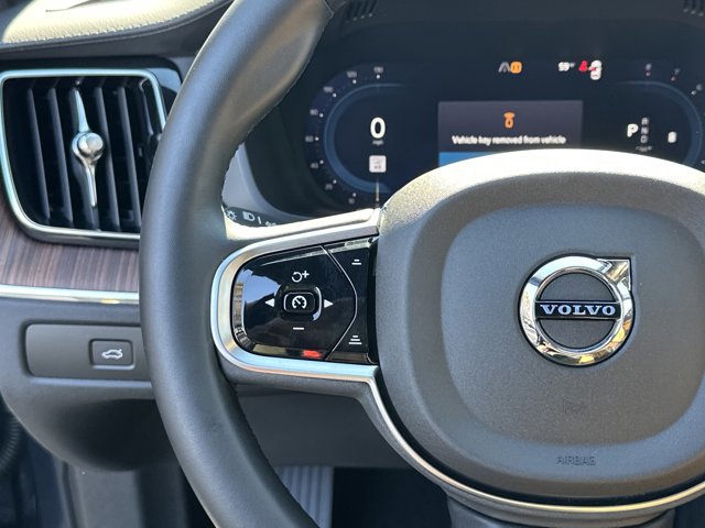 Used 2025 Volvo XC60 B5 Ultra w/ Protection Package Premier image 29