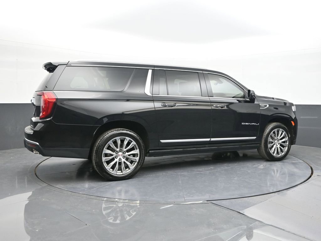 Used 2021 GMC Yukon XL Denali w/ Denali Premium Package RWD image 13
