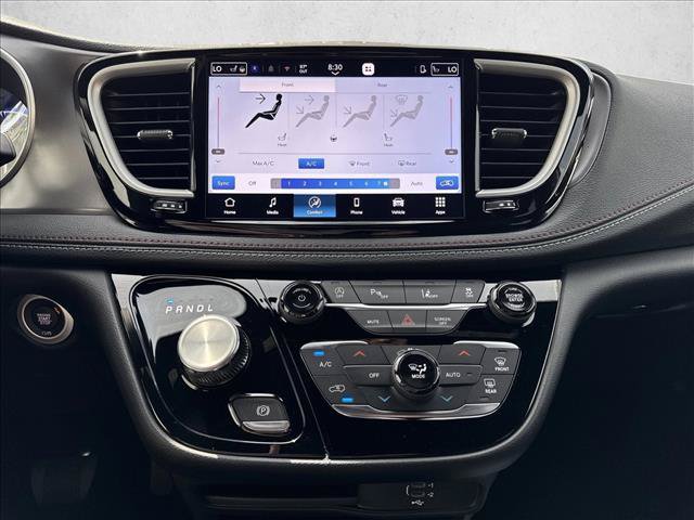 New 2027 Chrysler Pacifica Select FWD image 12