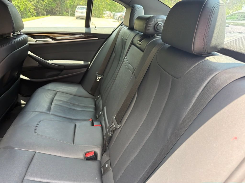 Used 2019 BMW 530i w/ Convenience Package RWD image 11