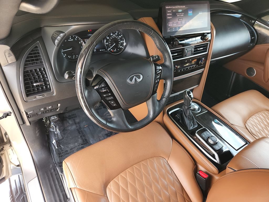 Used 2024 INFINITI QX80 Sensory AWD/4WD image 12