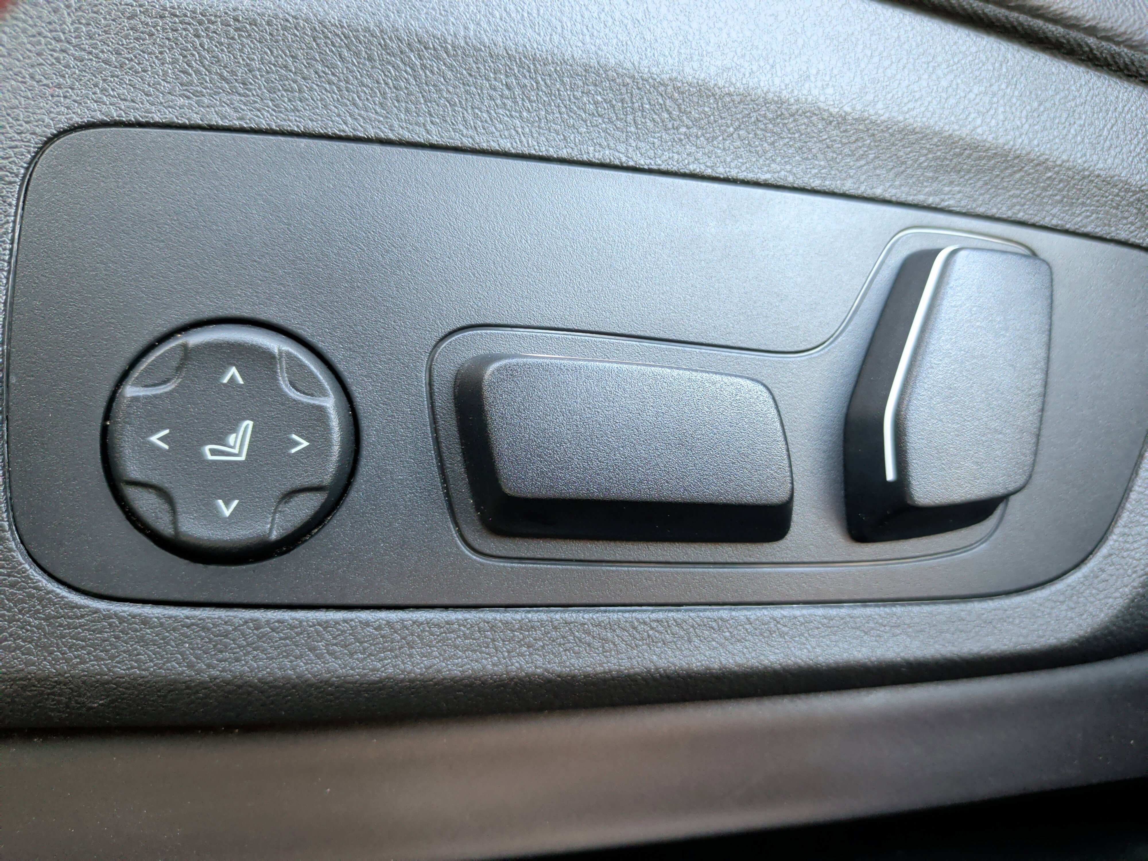 Certified 2024 BMW X3 xDrive30i w/ Convenience Package image 26