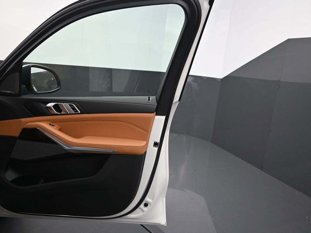 New 2026 BMW X5 xDrive50e AWD/4WD image 23