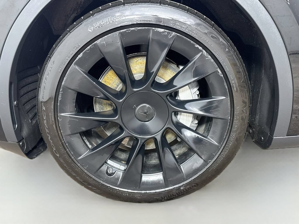 Used 2020 Tesla Model Y Long Range AWD/4WD image 37