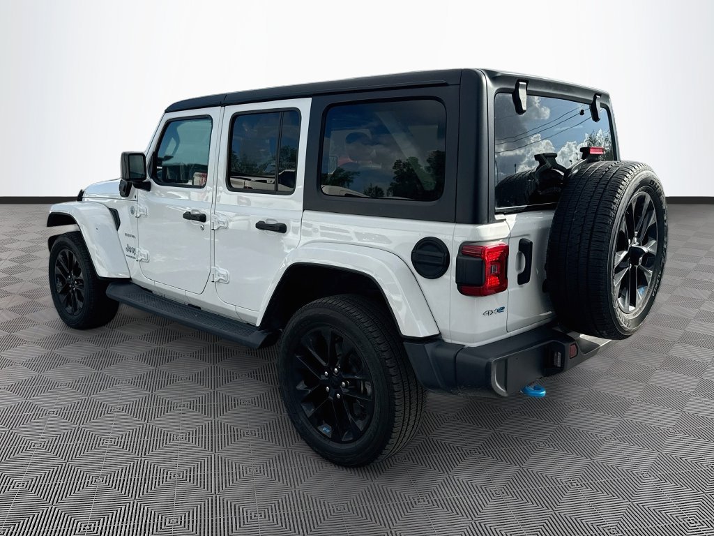 Certified 2023 Jeep Wrangler Unlimited Sahara w/ Cold Weather Group AWD/4WD image 8