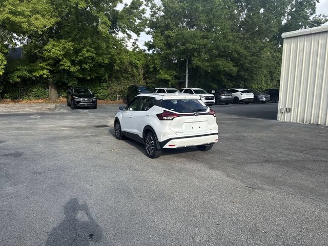 Used 2023 Nissan Kicks SV FWD image 7