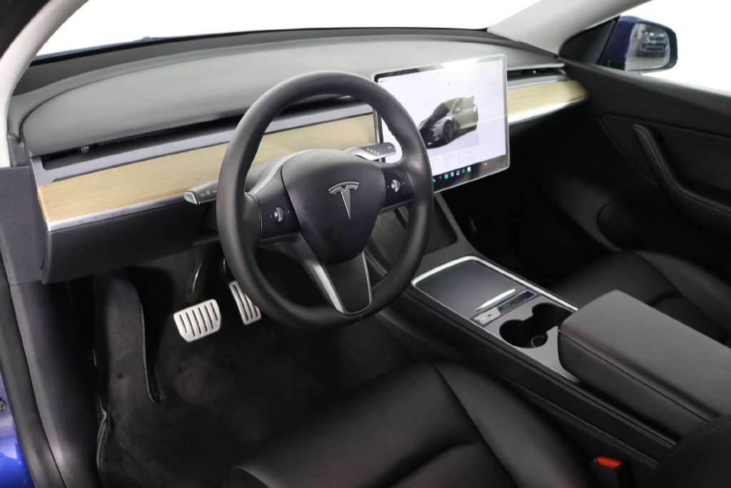 Used 2022 Tesla Model Y Performance AWD/4WD image 22