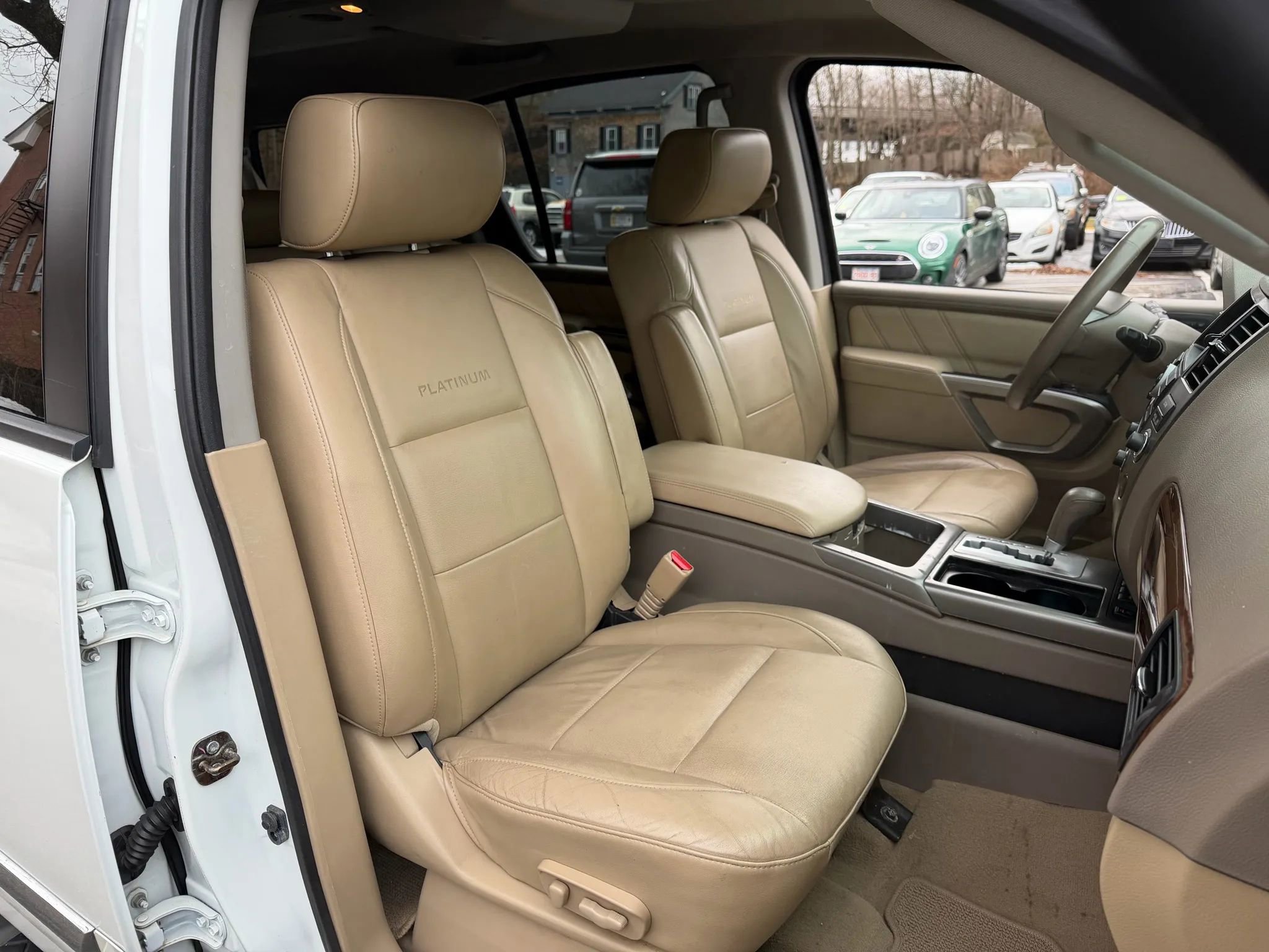 Used 2015 Nissan Armada Platinum image 26