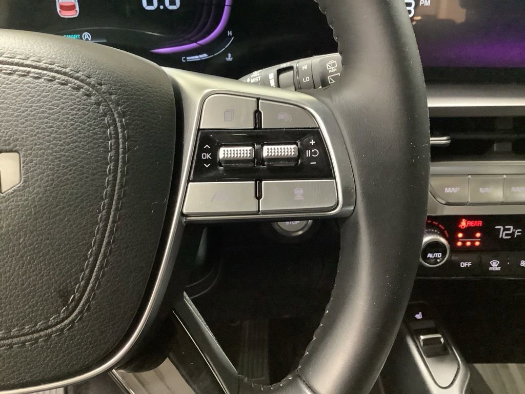 Used 2023 Kia Telluride S image 21