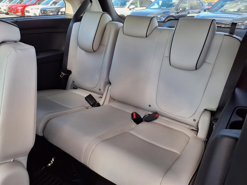New 2026 Honda Odyssey Touring image 11