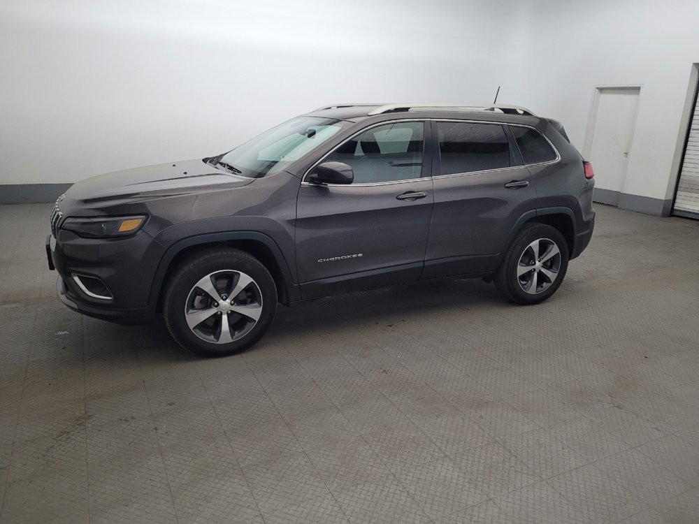 Used 2019 Jeep Cherokee Limited AWD/4WD image 2