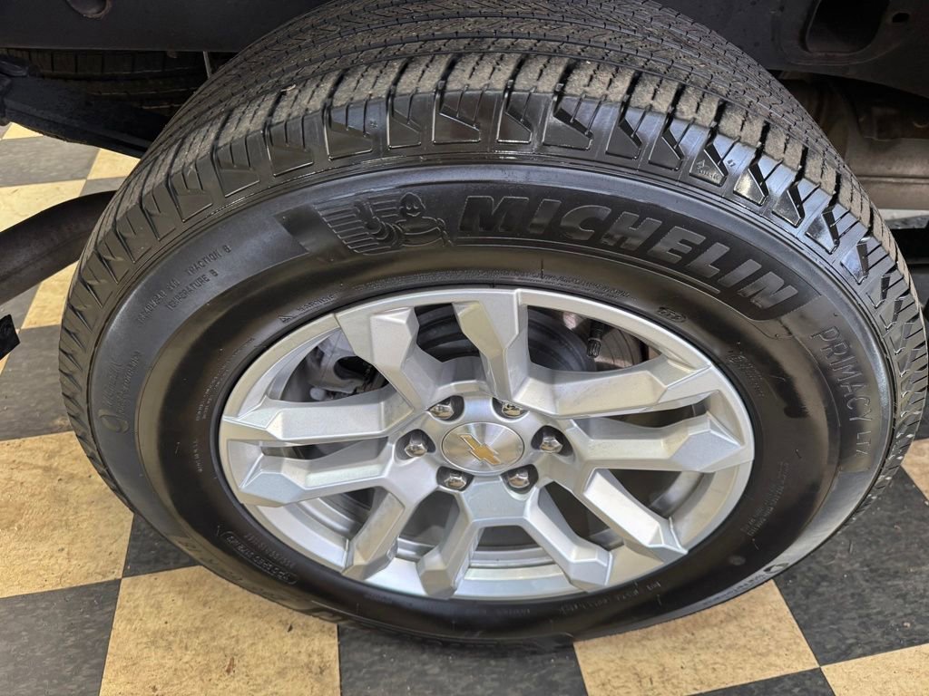 Used 2023 Chevrolet Silverado 1500 LT image 36