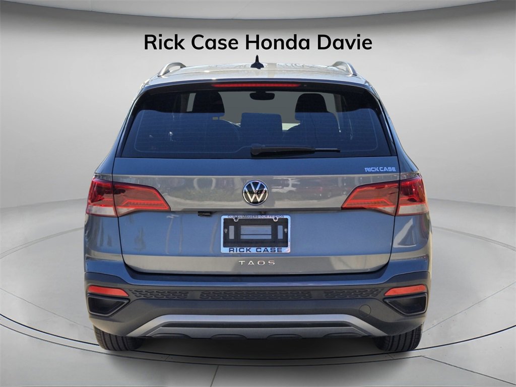 Used 2023 Volkswagen Taos S image 6