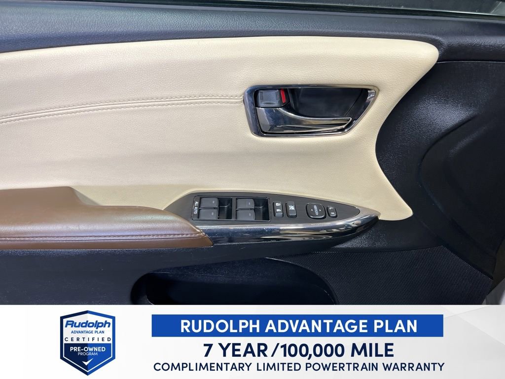 Used 2013 Toyota Avalon XLE image 4