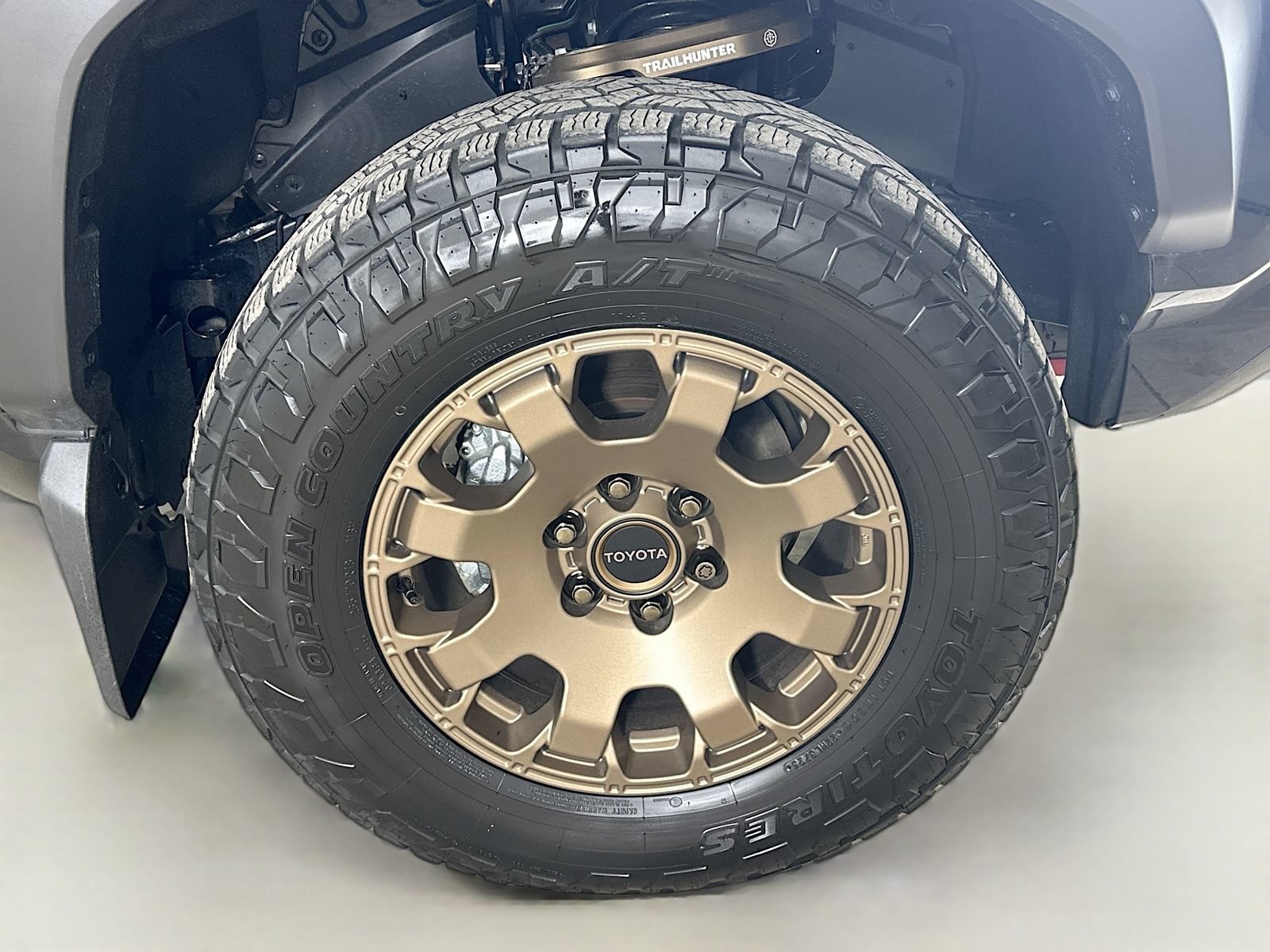 Used 2025 Toyota 4Runner Trailhunter AWD/4WD image 11