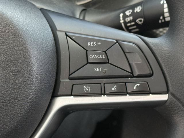 Used 2018 Nissan Kicks SV w/ Exterior Package FWD image 15