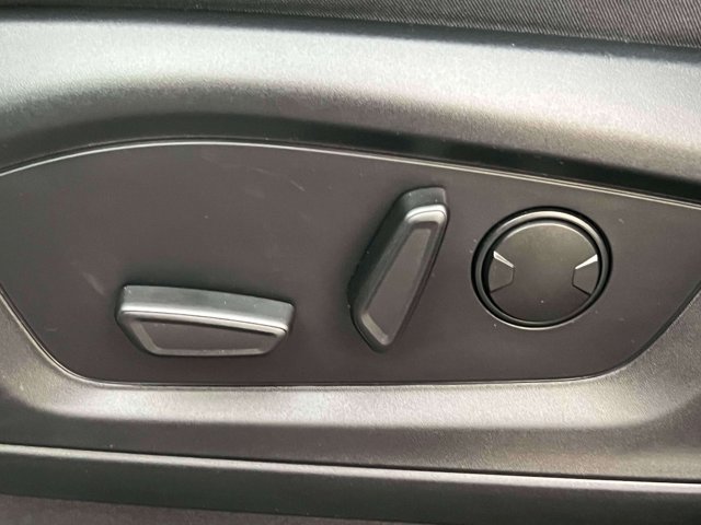 Used 2026 Ford Explorer Active AWD/4WD image 24