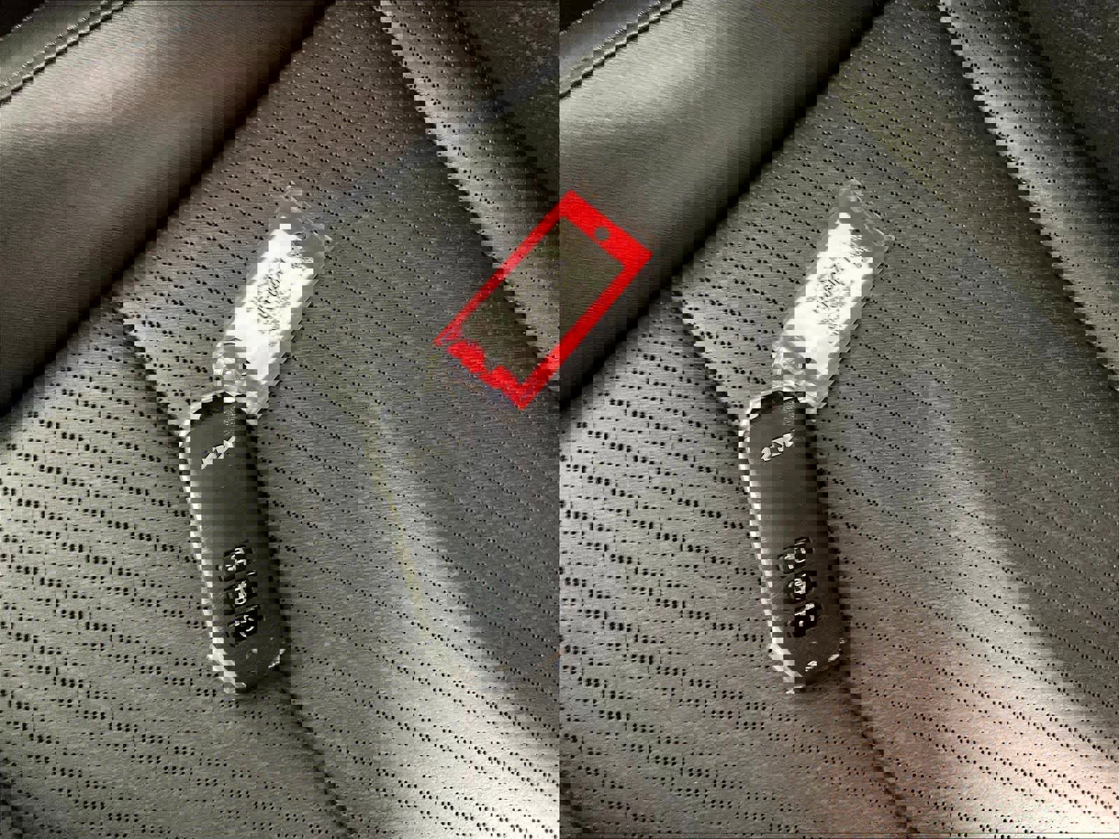 Used 2023 Kia Niro Wave w/ Wave Preserve Package image 31