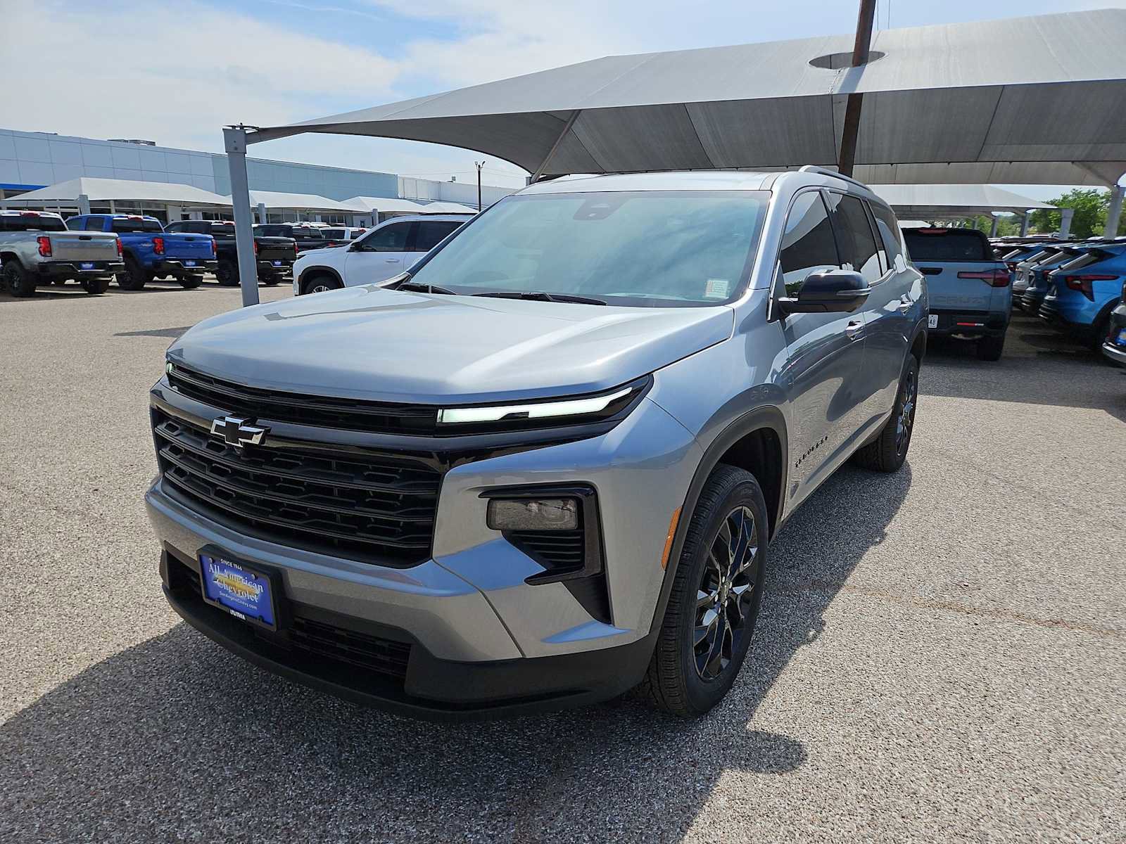 New 2026 Chevrolet Traverse LT w/ Midnight/Sport Edition image 4