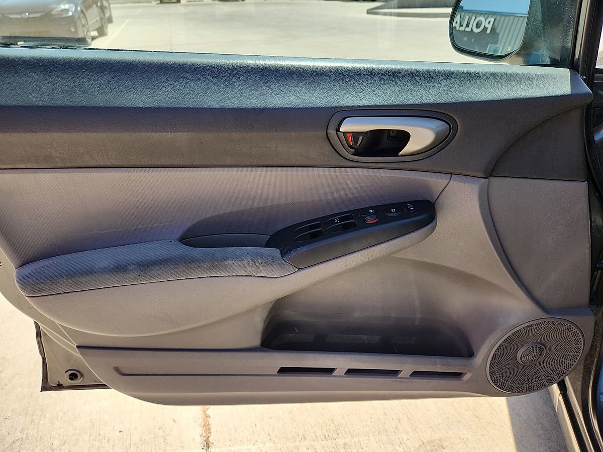 Used 2011 Honda Civic LX image 9