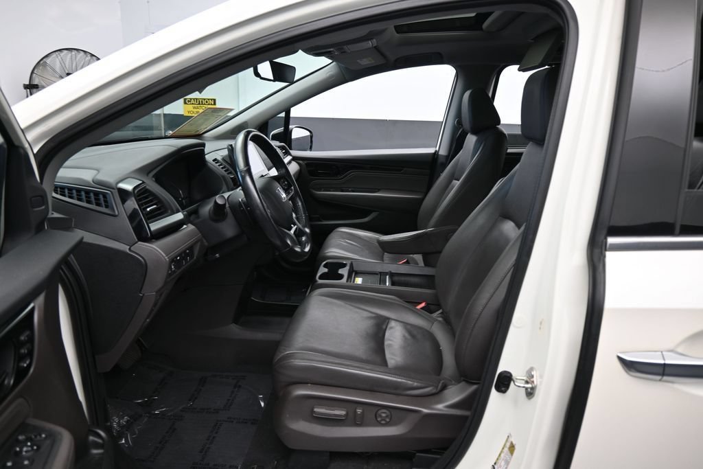 Used 2019 Honda Odyssey Elite image 12