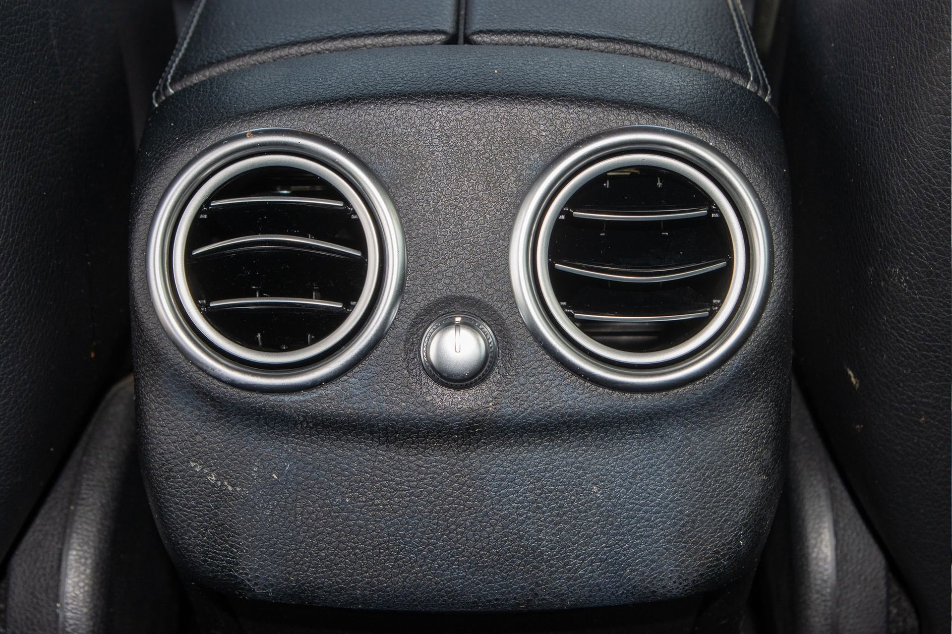 Used 2019 Mercedes-Benz C 300 4MATIC Sedan w/ Premium Package image 17