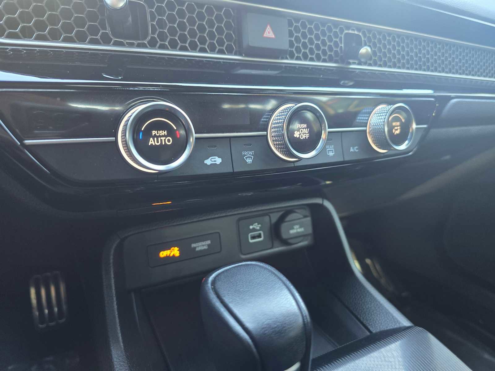 Used 2023 Honda Civic Sport image 29