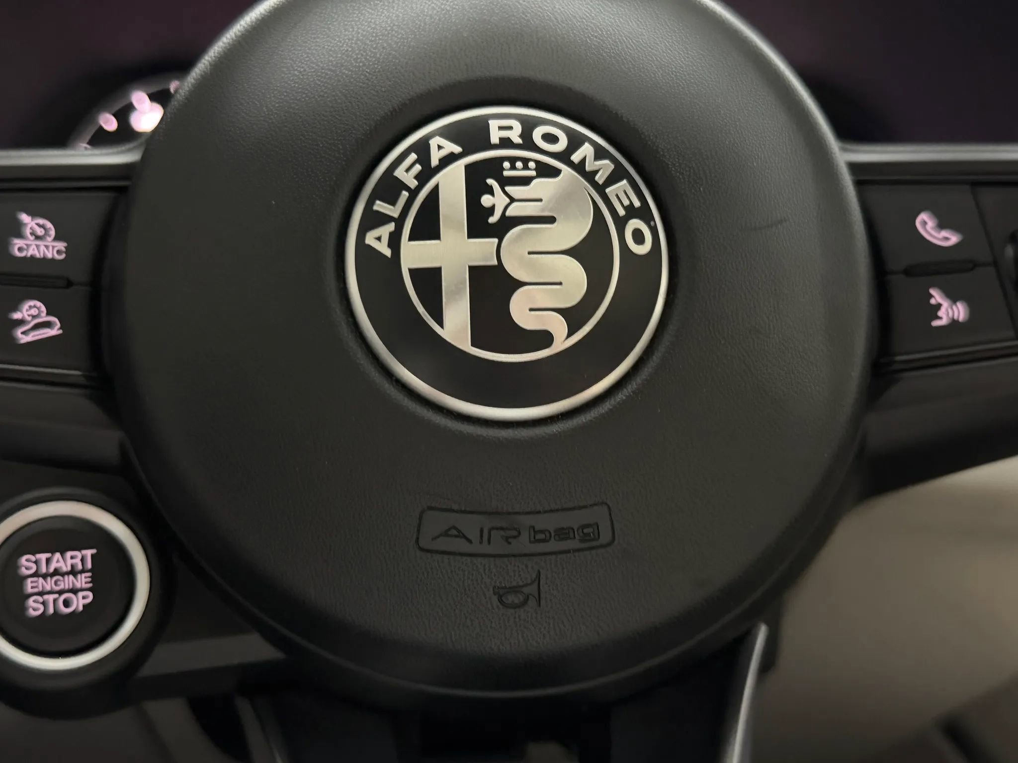Used 2020 Alfa Romeo Stelvio Ti w/ Nero Edizione AWD/4WD image 20