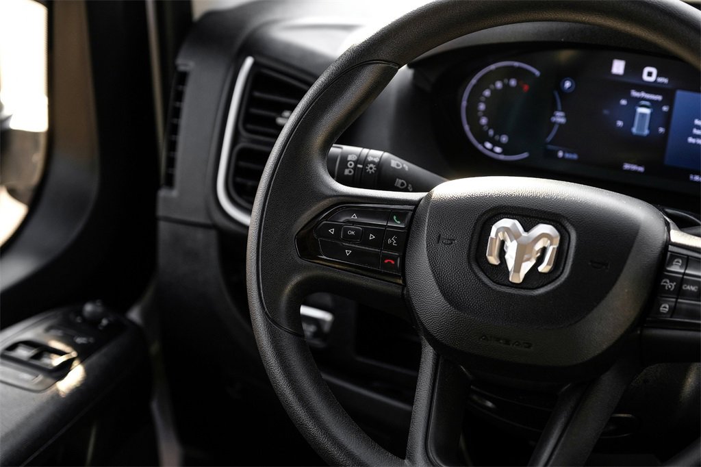 Used 2024 RAM ProMaster 2500 w/ Quick Order Package 22G SLT image 13