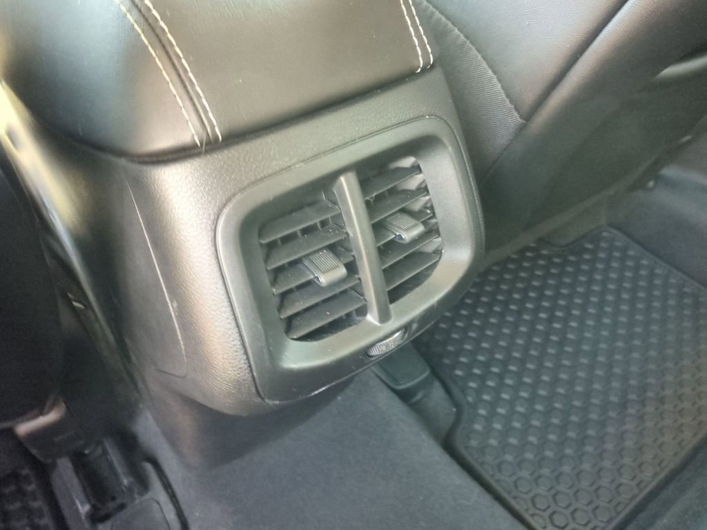 Used 2022 Jeep Cherokee Latitude w/ Sun & Sound Group image 24