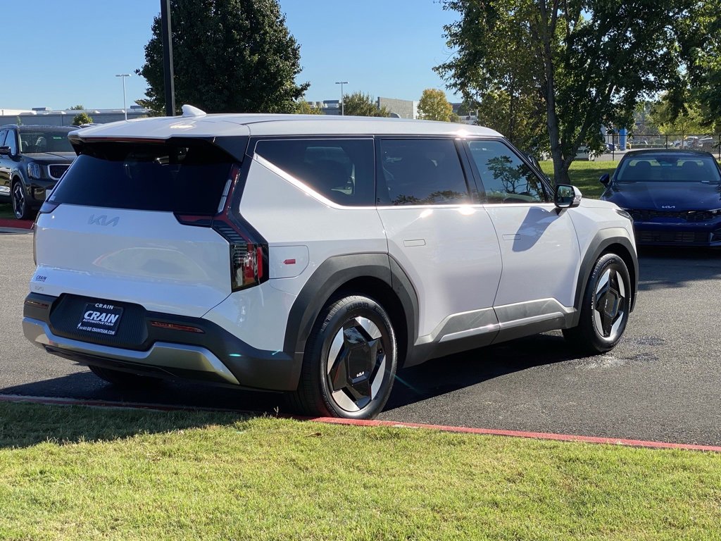 New 2026 Kia EV9 Light image 5