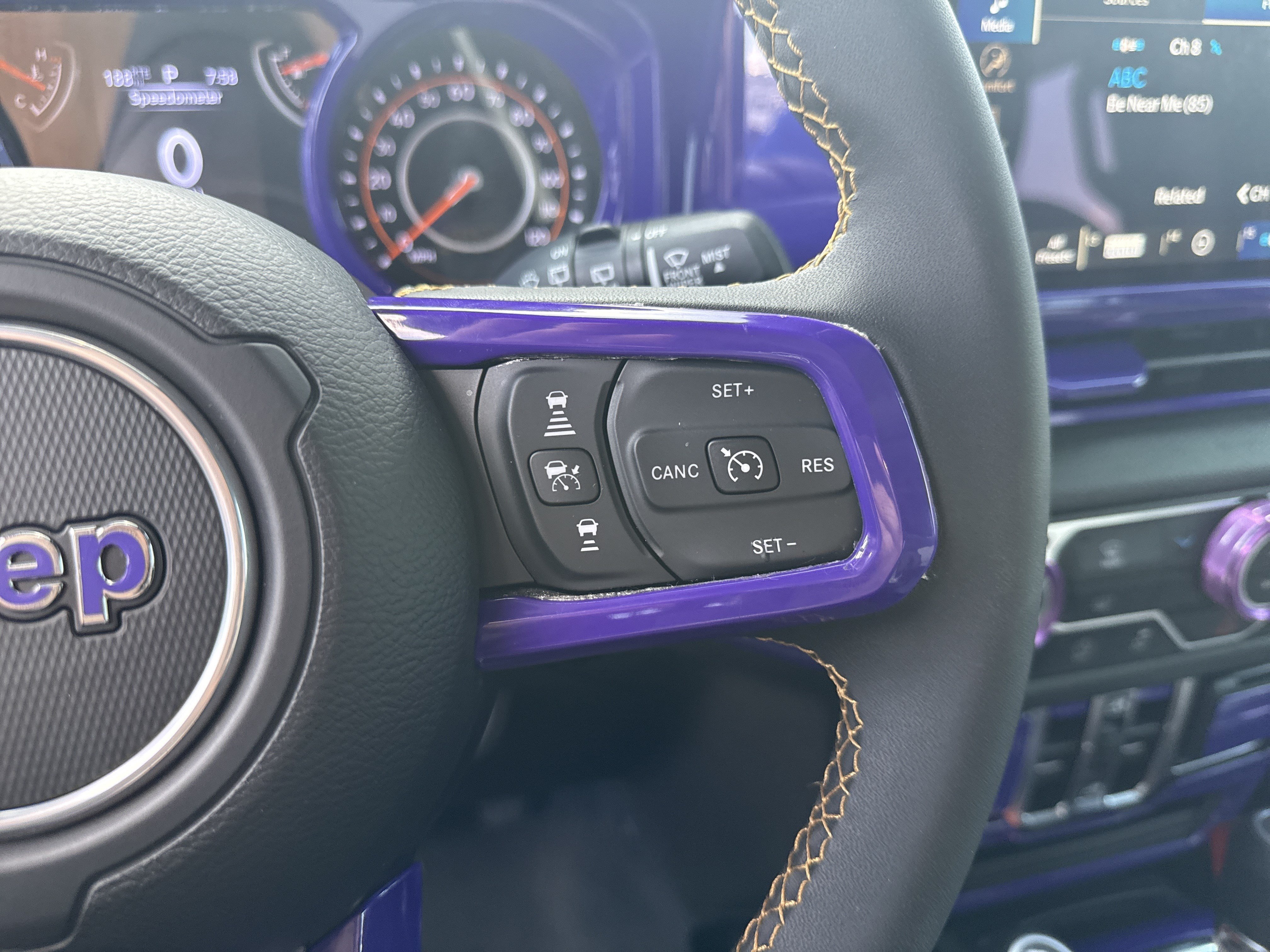 Used 2024 Jeep Wrangler Unlimited Sport AWD/4WD image 25