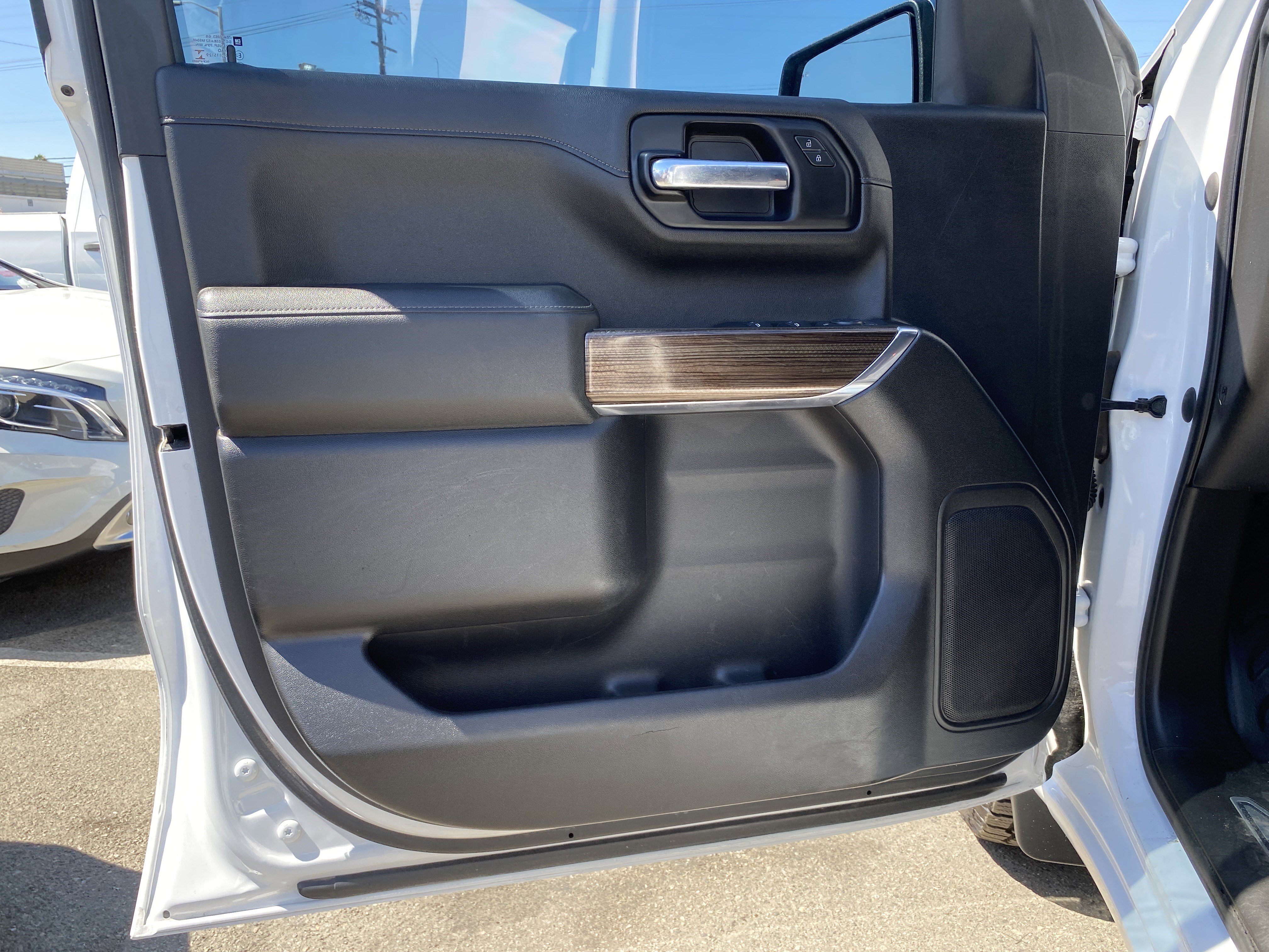 Used 2020 Chevrolet Silverado 1500 LT w/ Convenience Package image 15