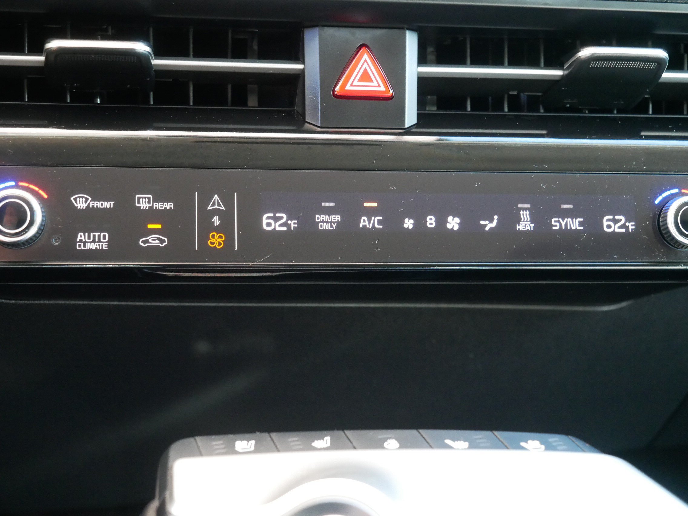 Certified 2022 Kia EV6 Wind AWD/4WD image 23