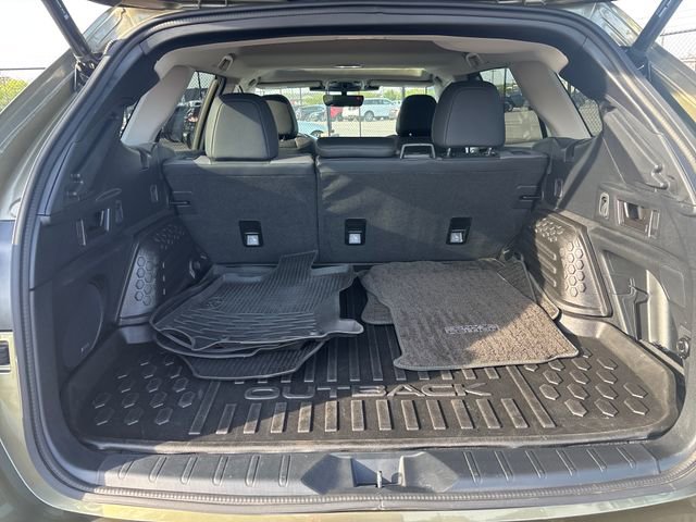 Used 2024 Subaru Outback Onyx Edition image 12