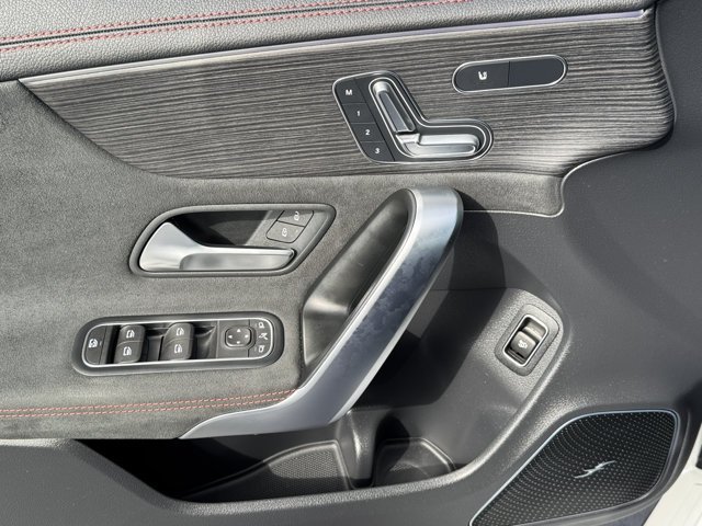 Used 2025 Mercedes-Benz CLA 35 AMG 4MATIC image 19