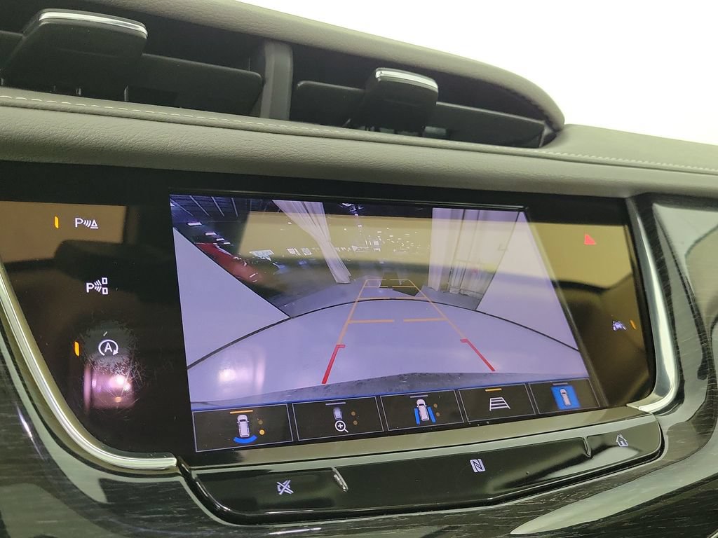 Used 2021 Cadillac XT6 Premium Luxury FWD image 28