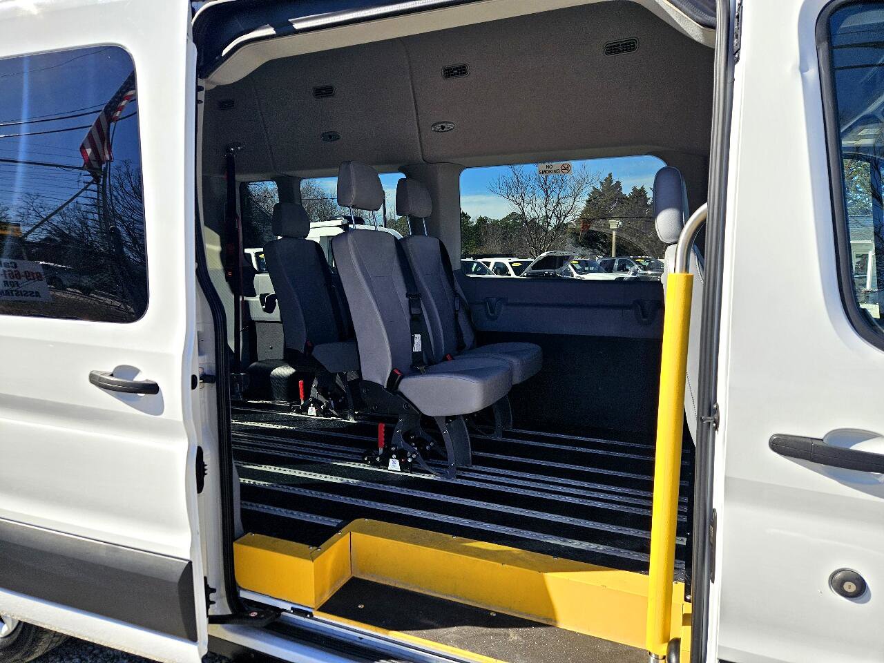 Used 2019 Ford Transit 350 XL image 25