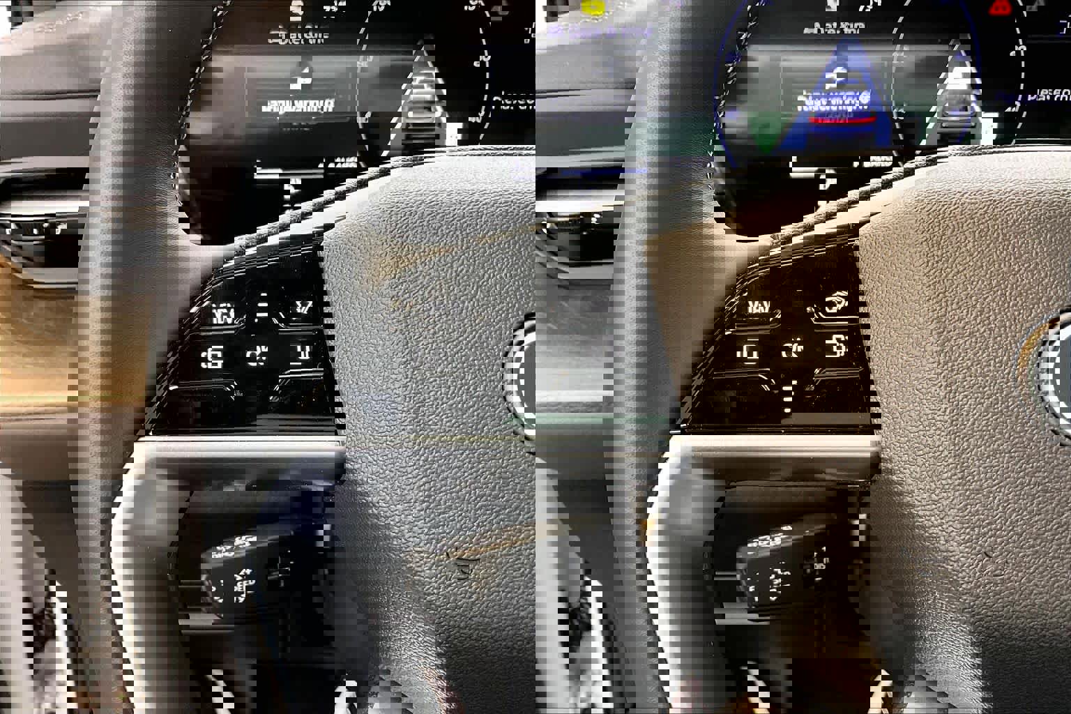 Used 2025 Audi Q5 Premium Plus image 24