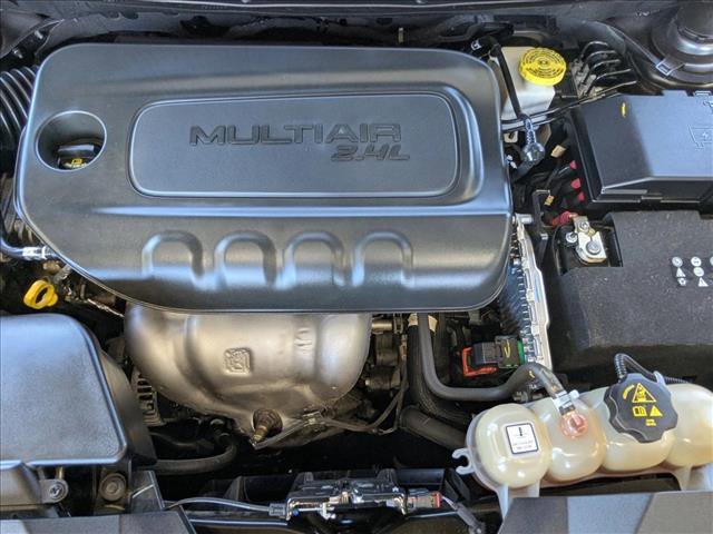 Used 2020 Jeep Cherokee Altitude image 23